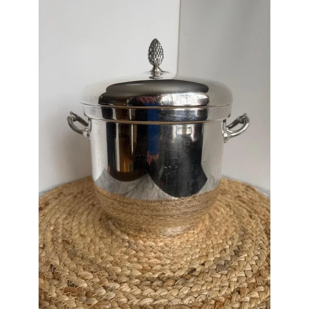 Vintage Sheffield Silver Co. silver plate ice bucket, pineapple finial, HEAVY